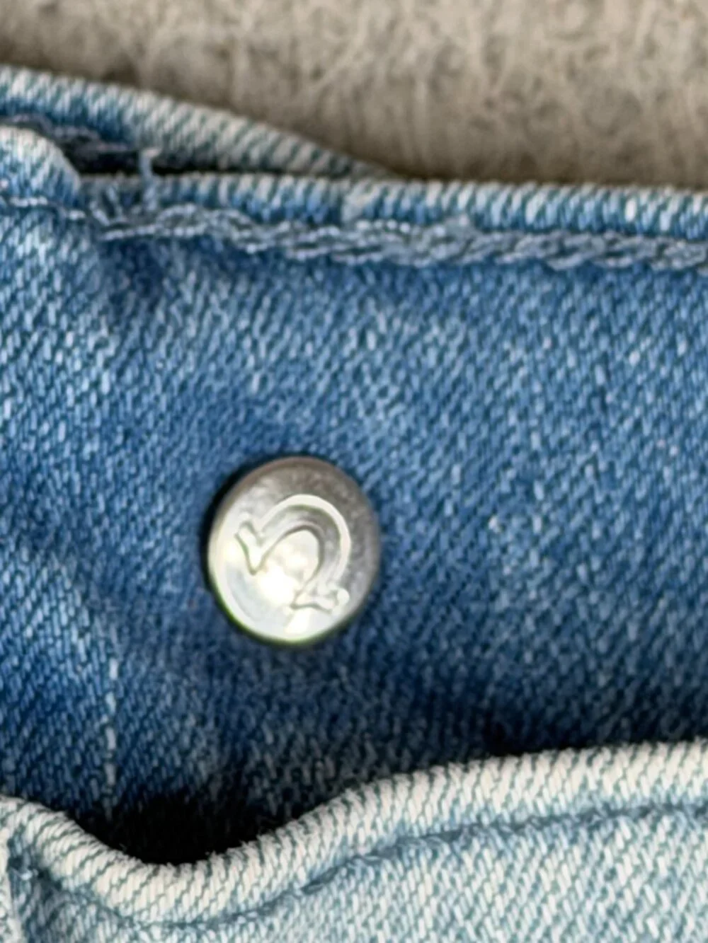 TRUE RELIGION Ricky Relaxed Straight Jeans Blue Yellow Horseshoe Stitch Mens 31